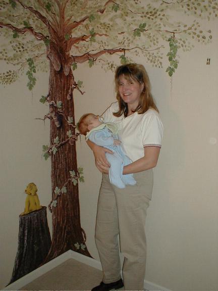 Isn't my mommy pretty!